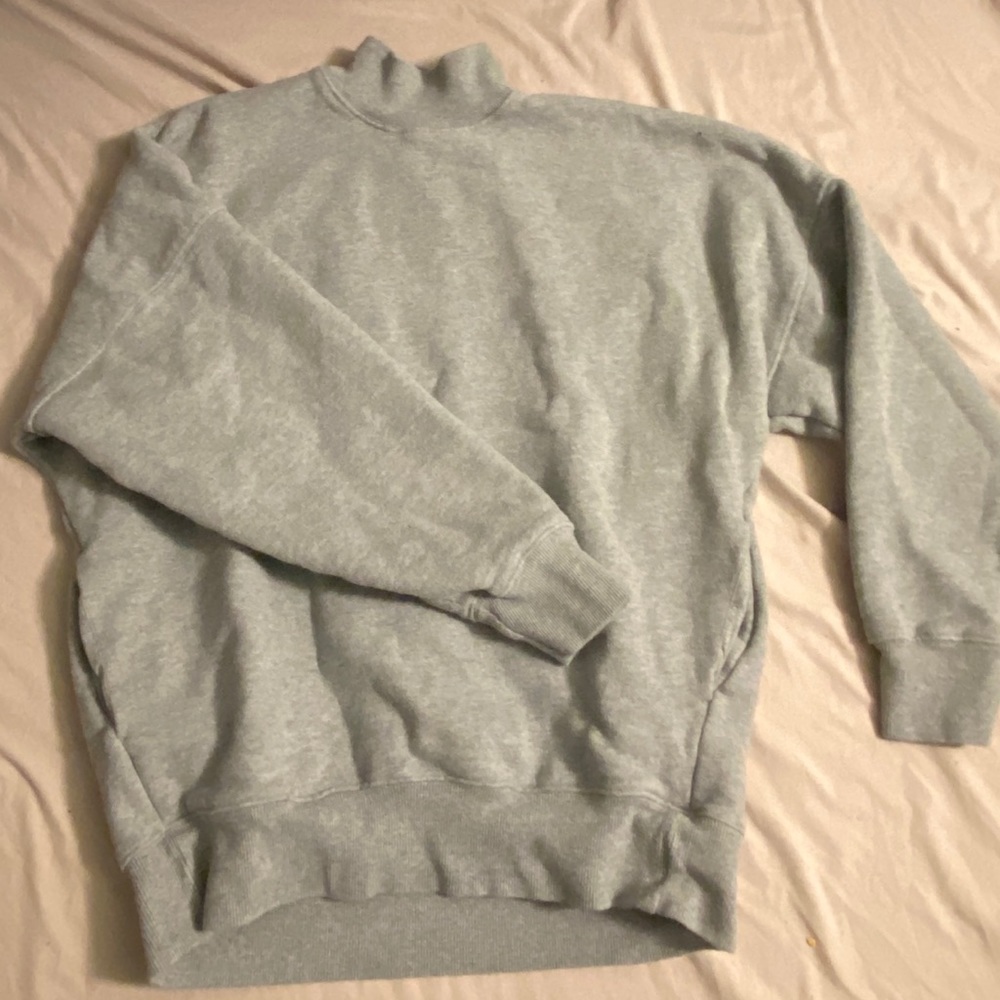 Grey TNA sweater